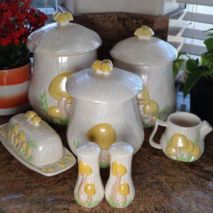 Vintage 1970's Arnel's Yellow Mushroom Set